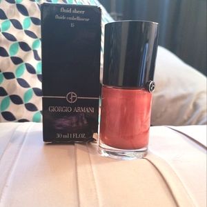 Fluid sheer blush/highlighter